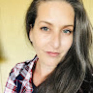 Meet your Posher, Jenn